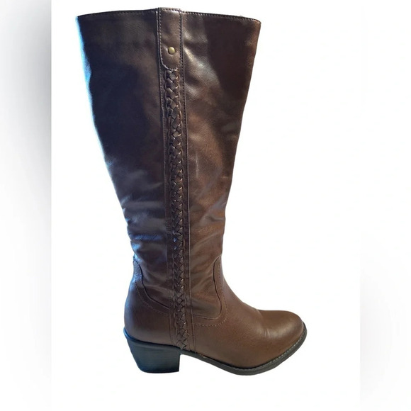 👢Nicole brown boots 👢 - Picture 3 of 9